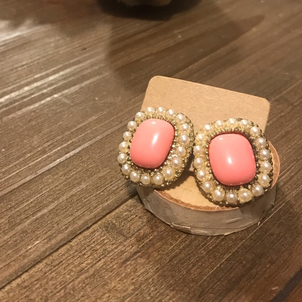 NEW ✨ Earrings